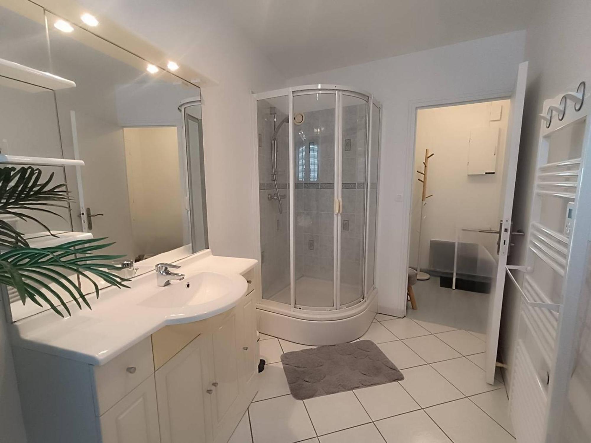Perros-guirec, 2 Pièces, 4 Personnes - Fr-1-368-165 Appartement Perros-Guirec
